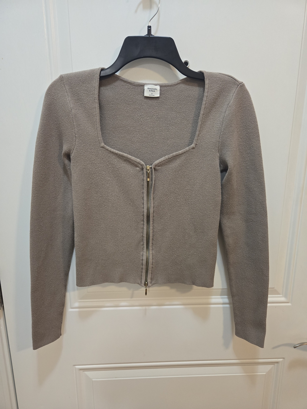 Abercrombie & Fitch Taupe Zip-Front Square Neck Crop Cardigan